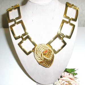 Lovely large link gold tone necklace, handcrafted